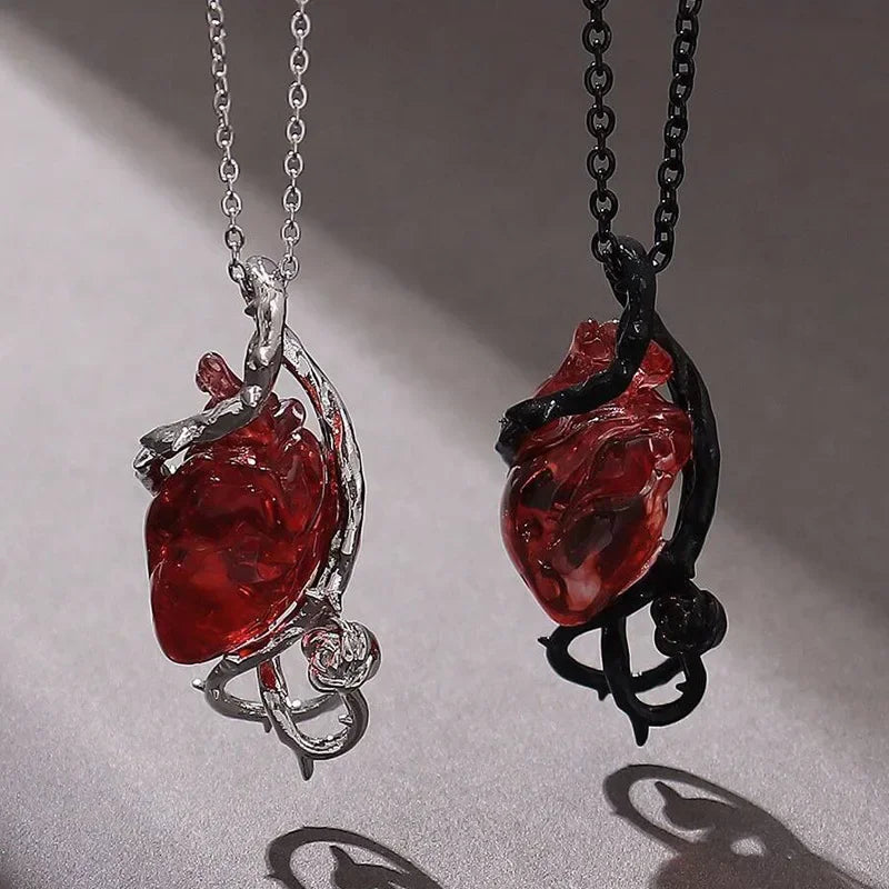 Heart Couple Necklace Exaggerated Design Thorn Vine Flower Clavicle Chain Punk Halloween Pendant Necklace Jewelry Accessories