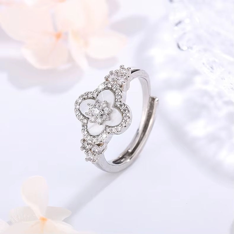 2025 New Exquisite Shiny Rhodium Plated Mother-Of-Pearl Hollow Four-Leaf Clover Pendant Necklace Ring - Women'S Jewelry Gift