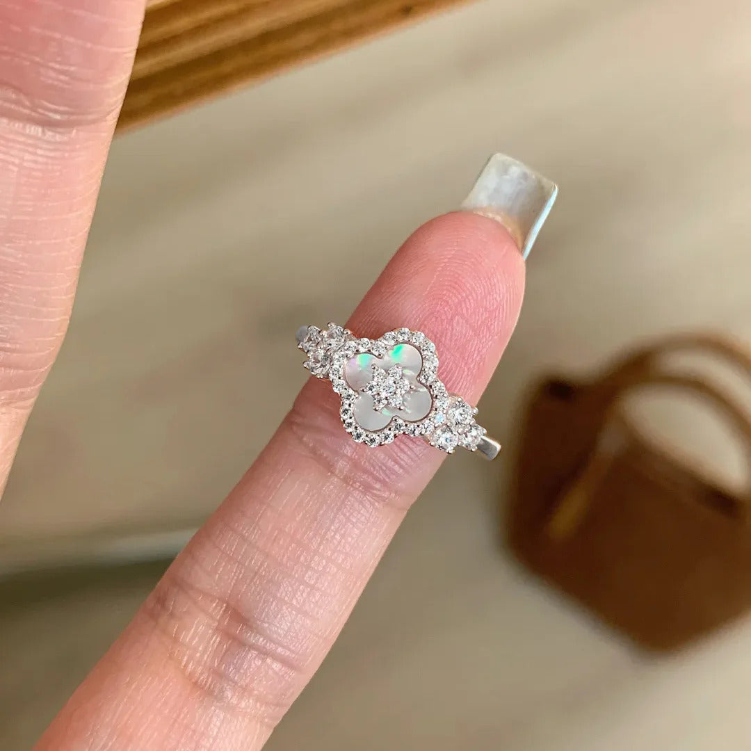 Sakura Cleef Ring